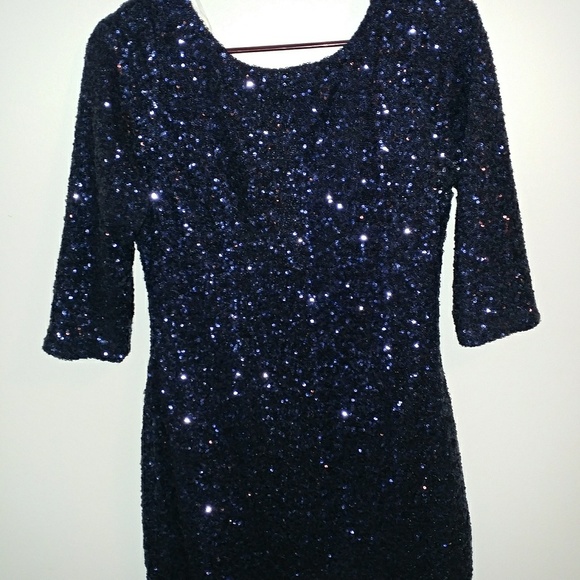 Sequin dress - Picture 1 of 3
